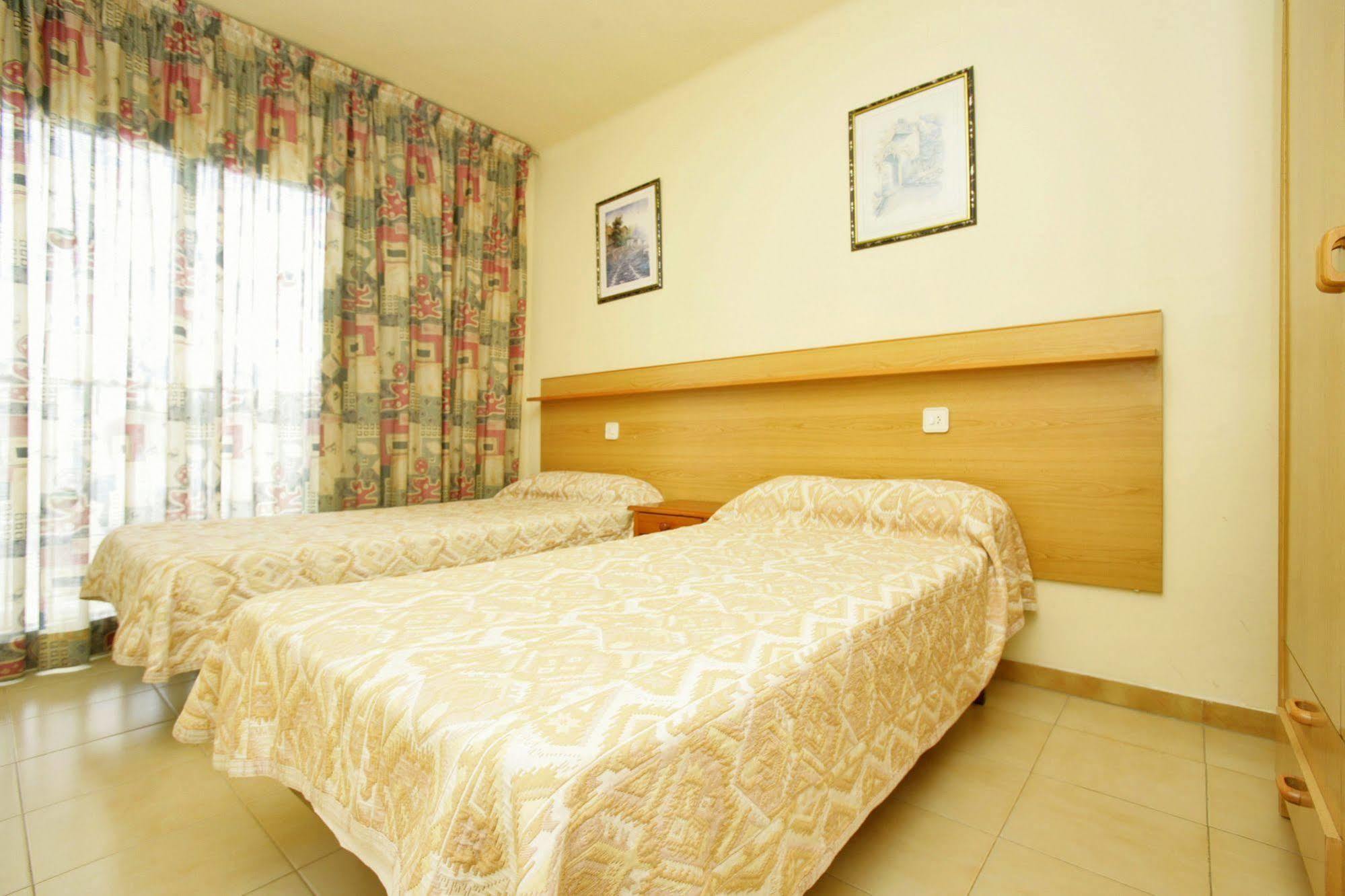 Rentalmar Pins Marina Cambrils Exteriér fotografie