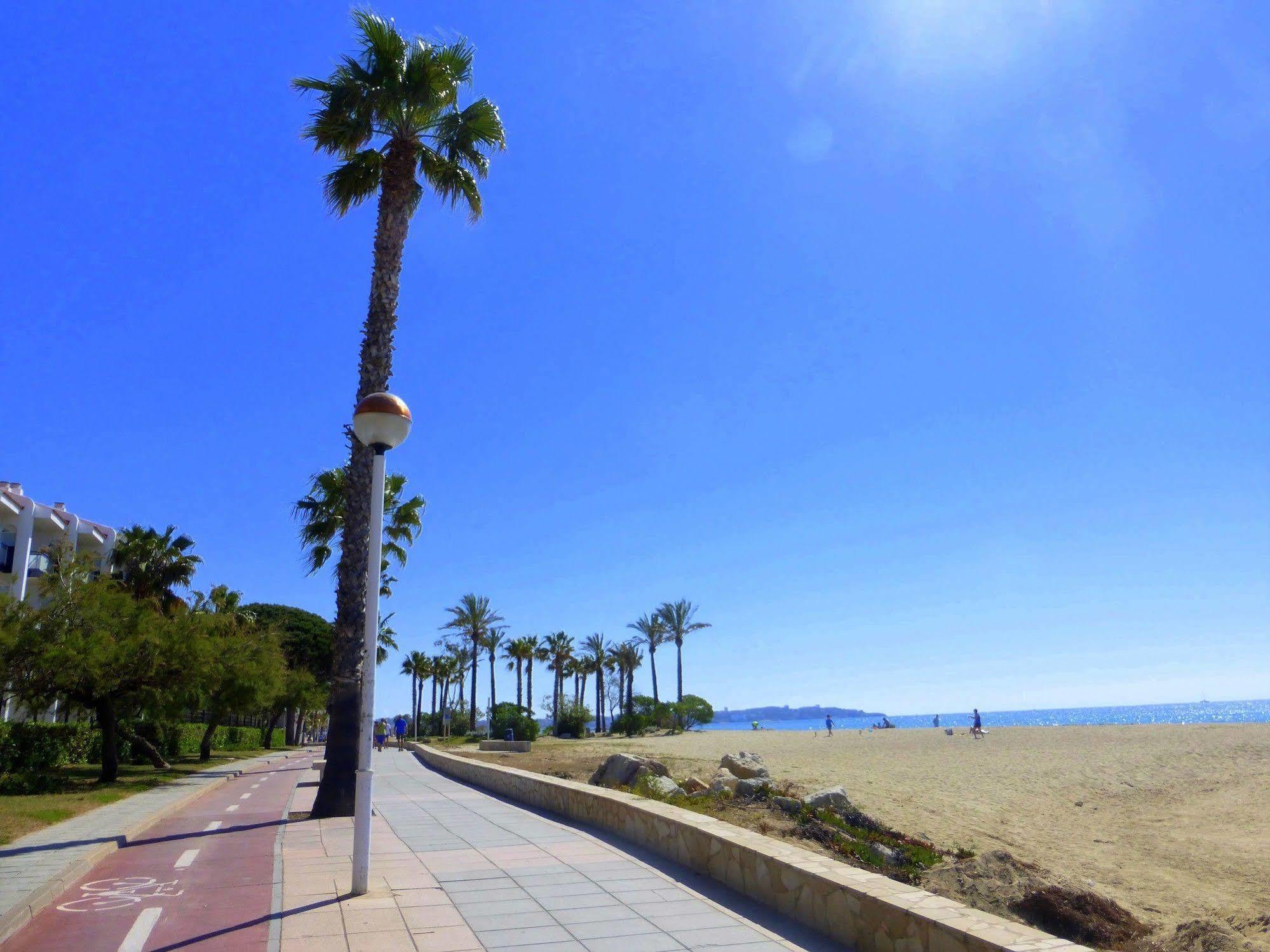 Rentalmar Pins Marina Cambrils Exteriér fotografie